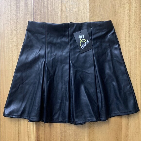 art class Other - Art Class Junior Girls Black Faux Leather Pleated Skirt Size Large (10/12)